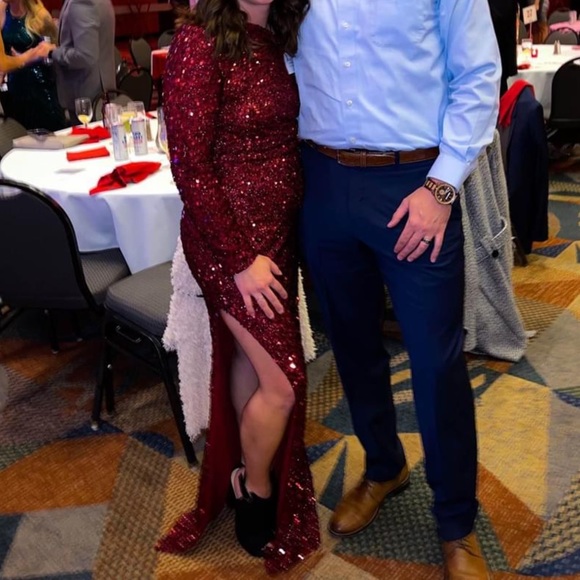 SHEIN Red Dress - Picture 2 of 3